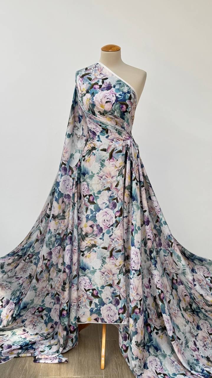 Плательная Armani
