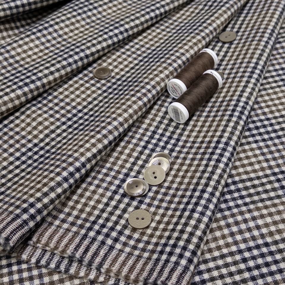 Костюмная Agnona , 74% шерсть 5% эластан 21% мохер, шир 152 см