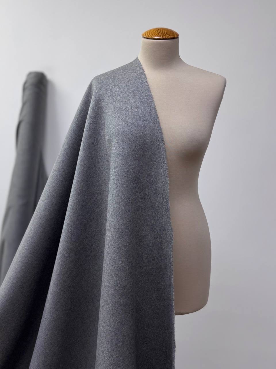 Пальтовая двуслойная Loro Piana