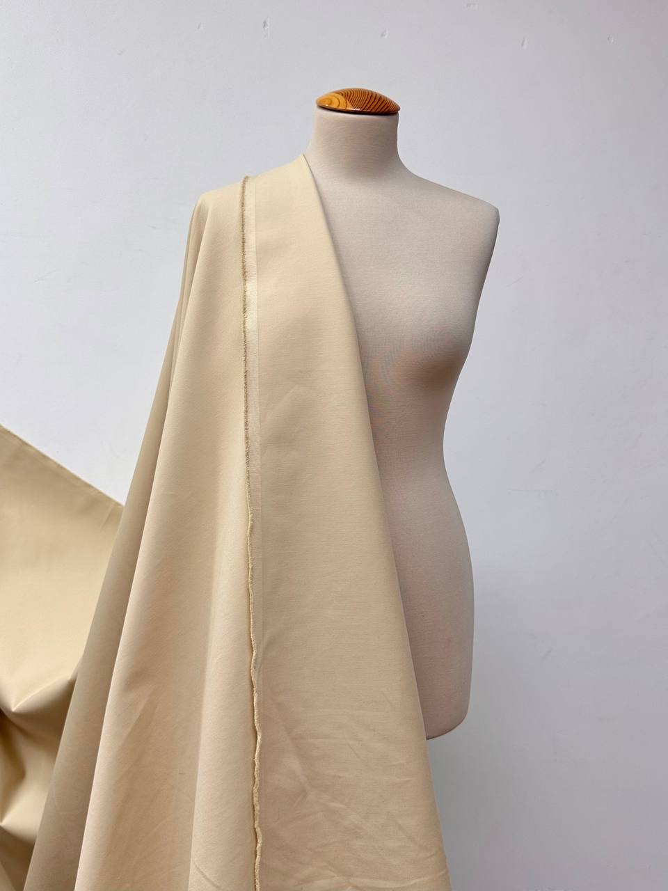 Тренчевая Loro Piana