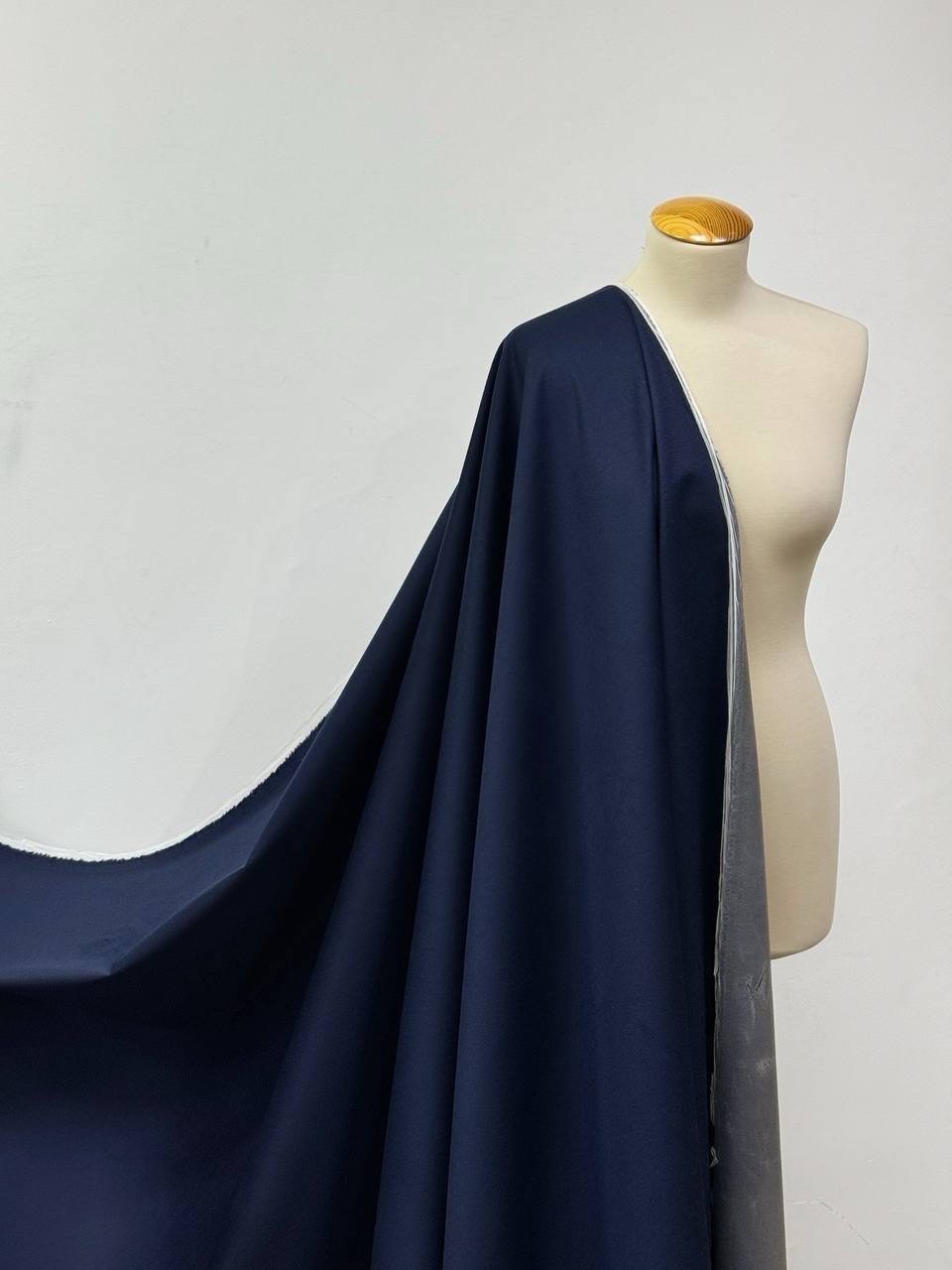 Пальтовая Loro Piana Storm System