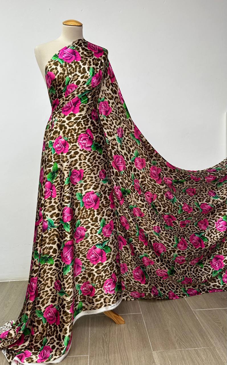 Плательный атлас Dolce&Gabbana