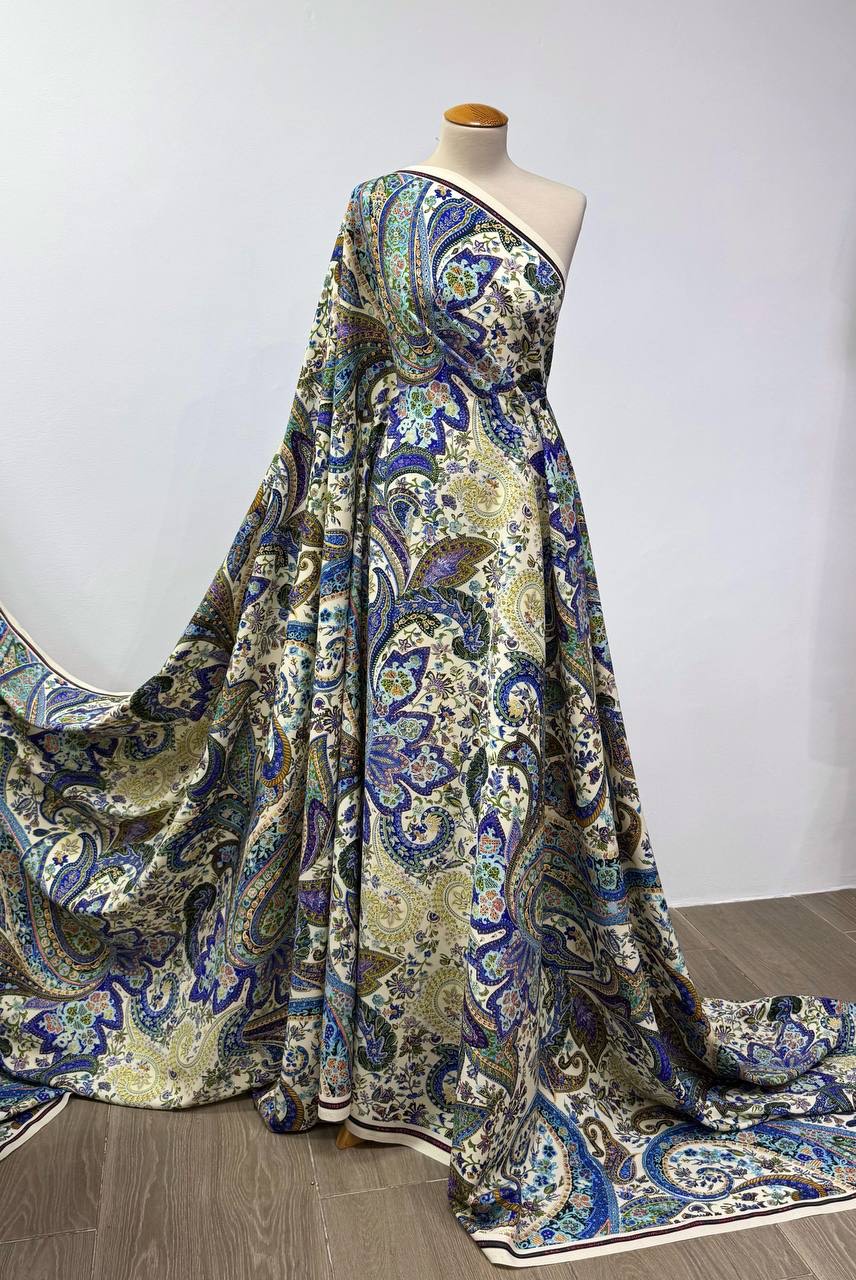 Плательная шерсть Etro