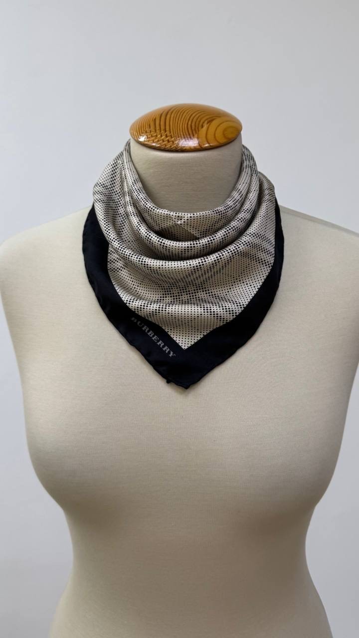 Платок Burberry