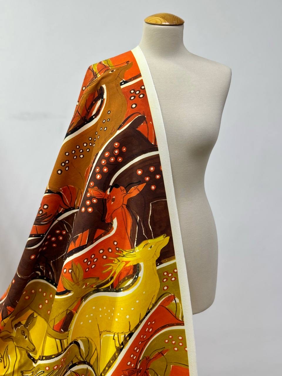 Плательная С.Маккартни, шерсть 56% п\а 44%, ширина 155 см