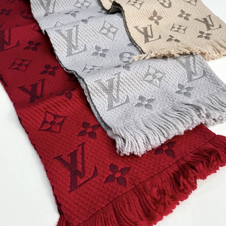 Шарф LV, шерсть 94% шелк 6%, размер 170*30 см