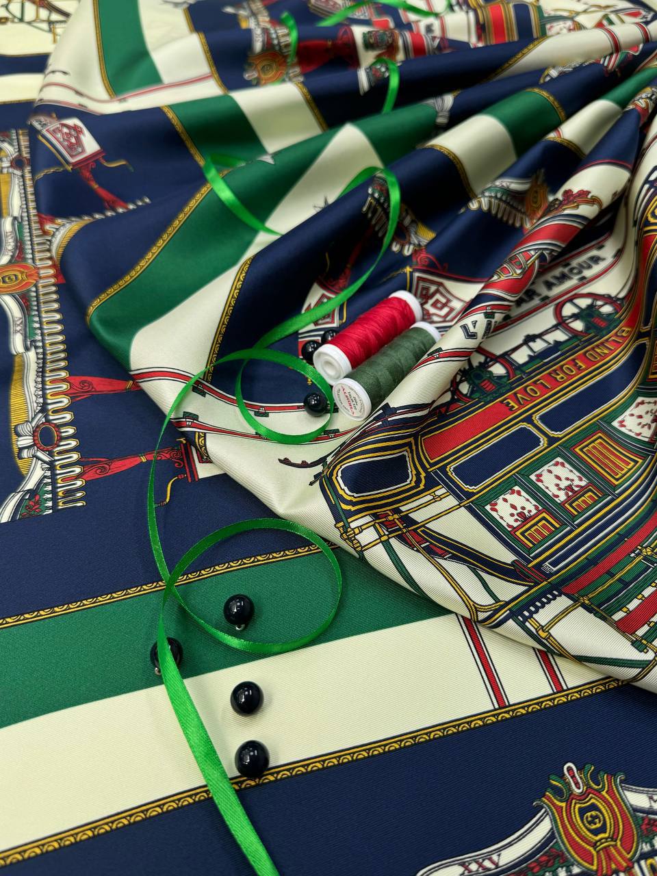 Плательная Gucci