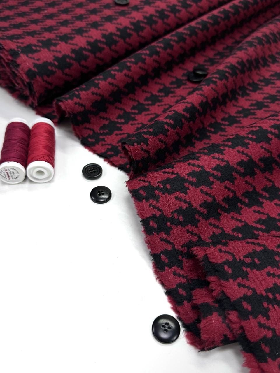 Костюмная Armani