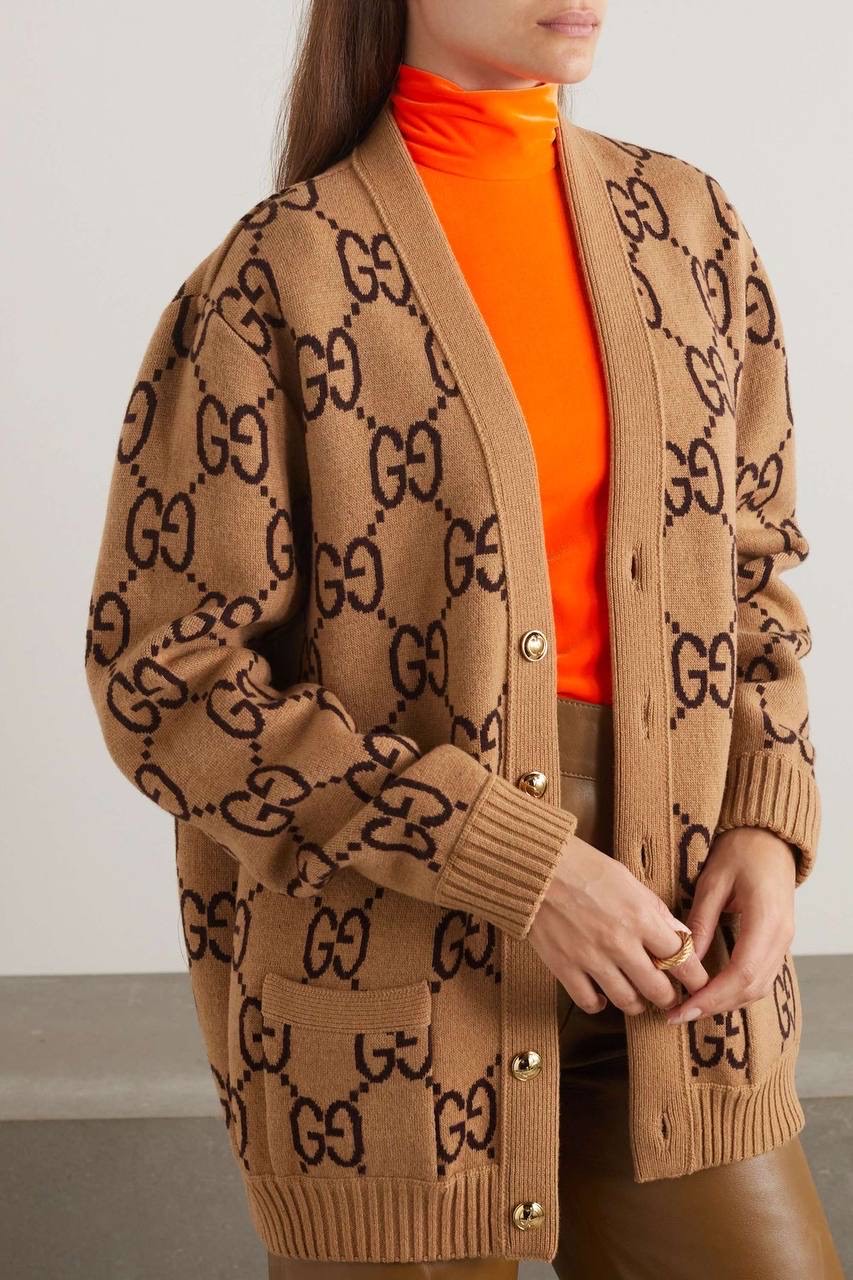 Костюмная Gucci