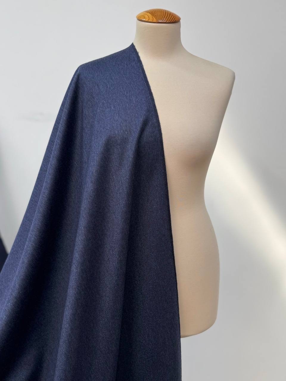 Костюмная Loro Piana
