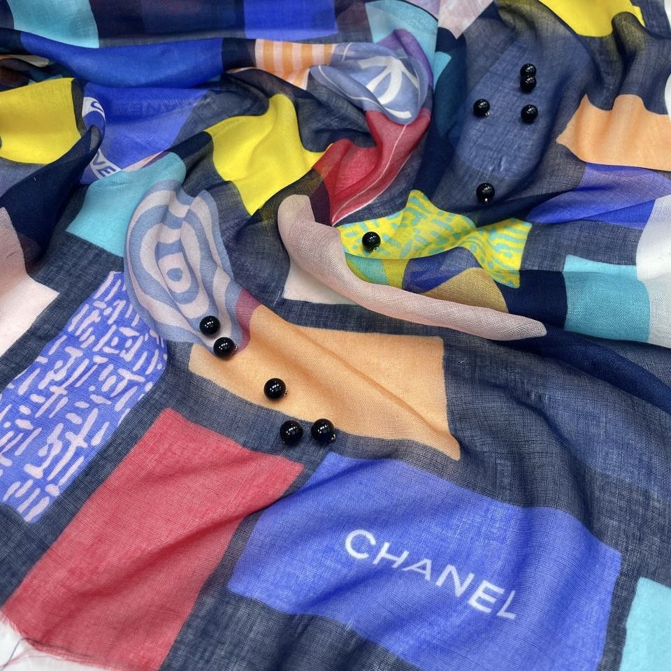 Палантин Шанель 125*185/колор блок с лого и камелиями