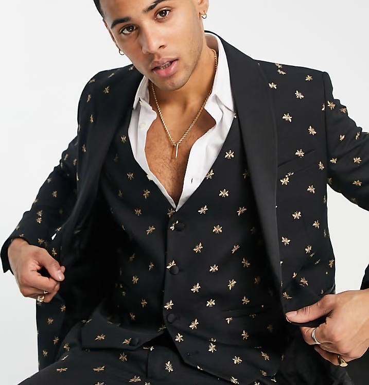 Костюмная Gucci