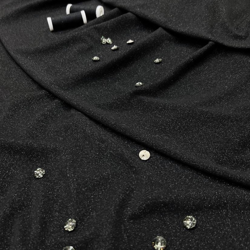 Трикотажное полотно , вискоза 10 п/а 35 п/э 37 люрекс 18 , шир 145 см