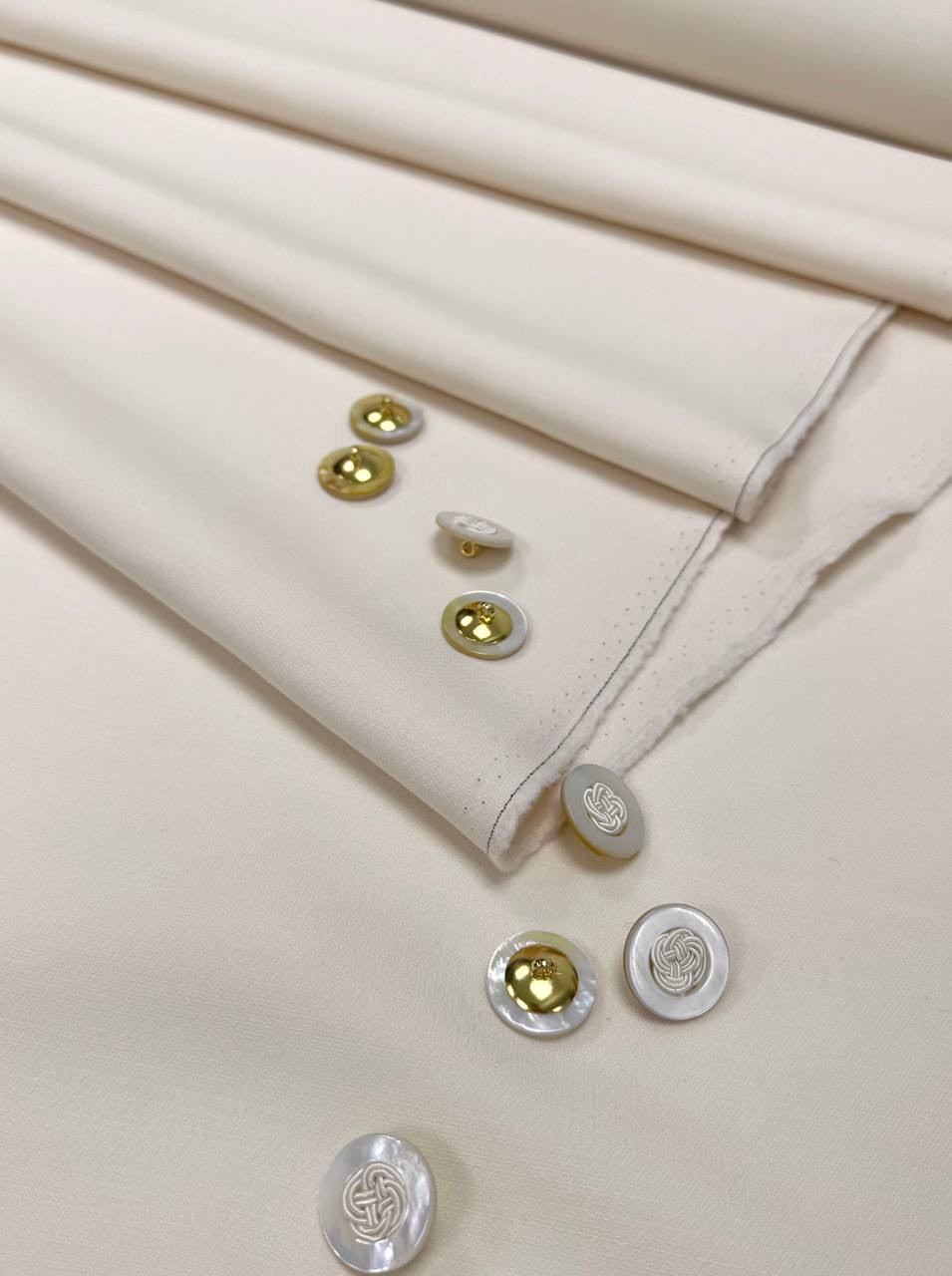 Костюмная Valentino