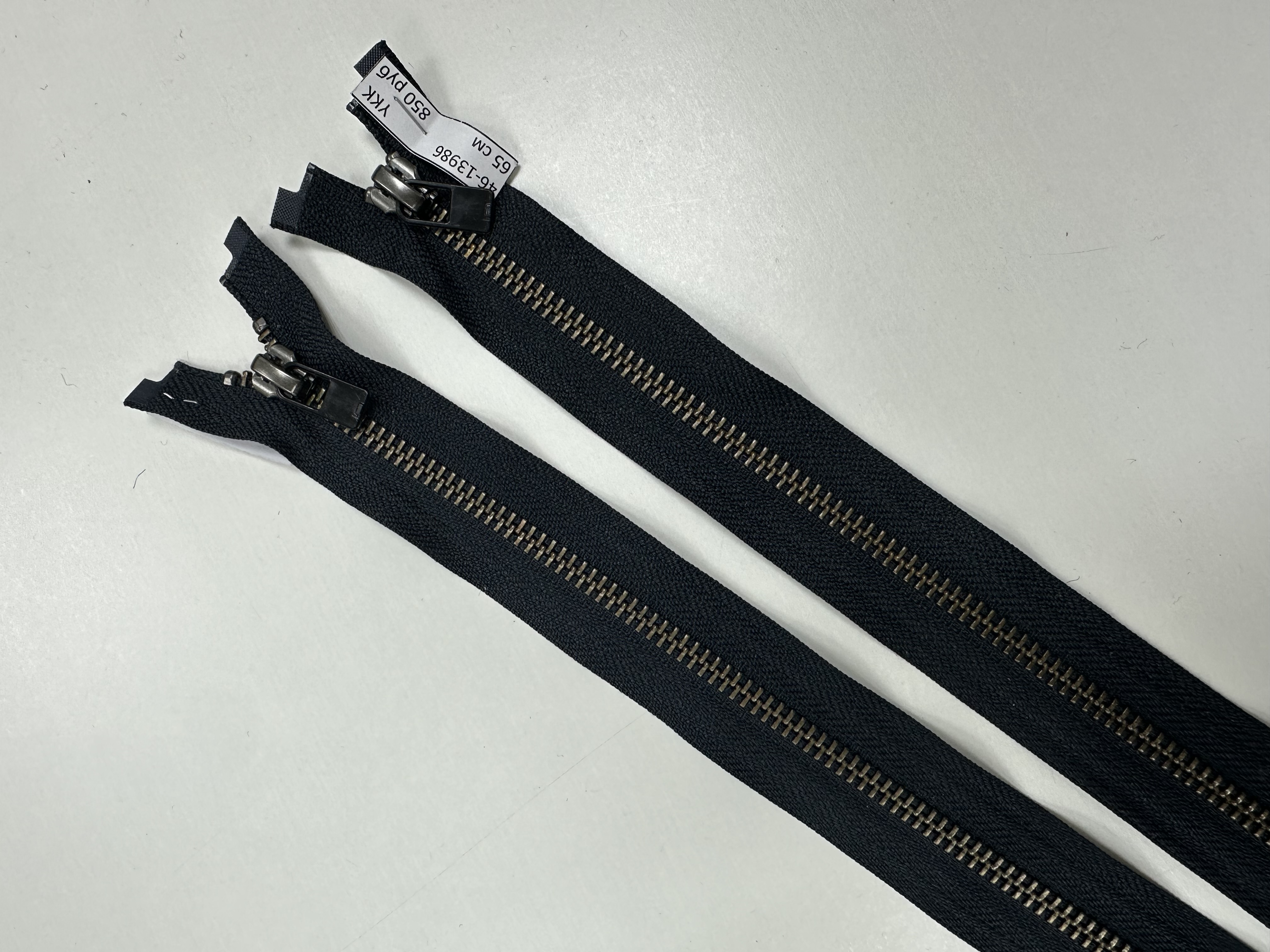 Молния YKK, 65 см, разъемная, т.синяя