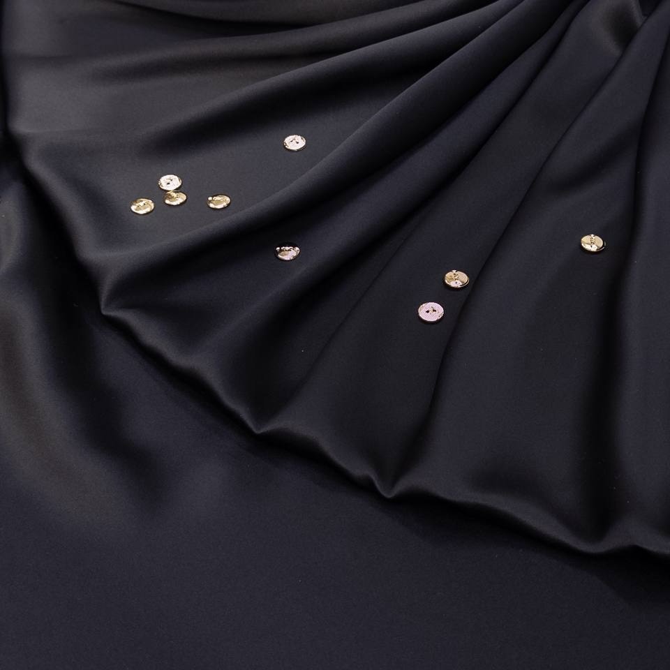 Атласный шелк, шир 138 см