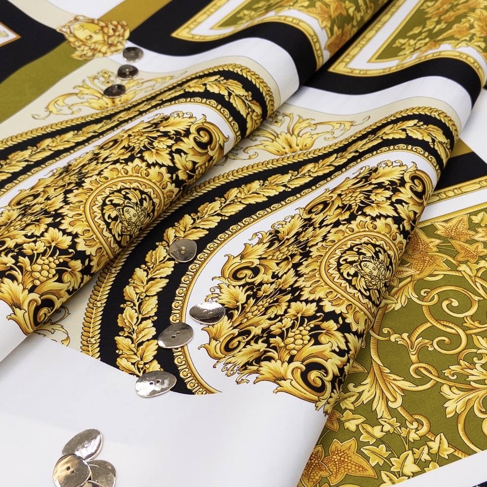 Плащевая Versace