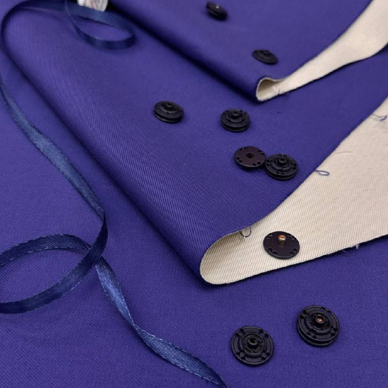 Тренчевая Loro Piana