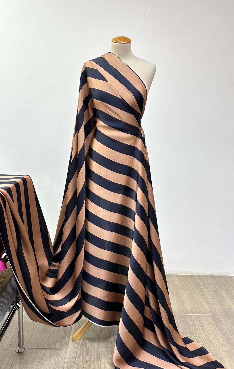 Плательный атлас Stella McCartney