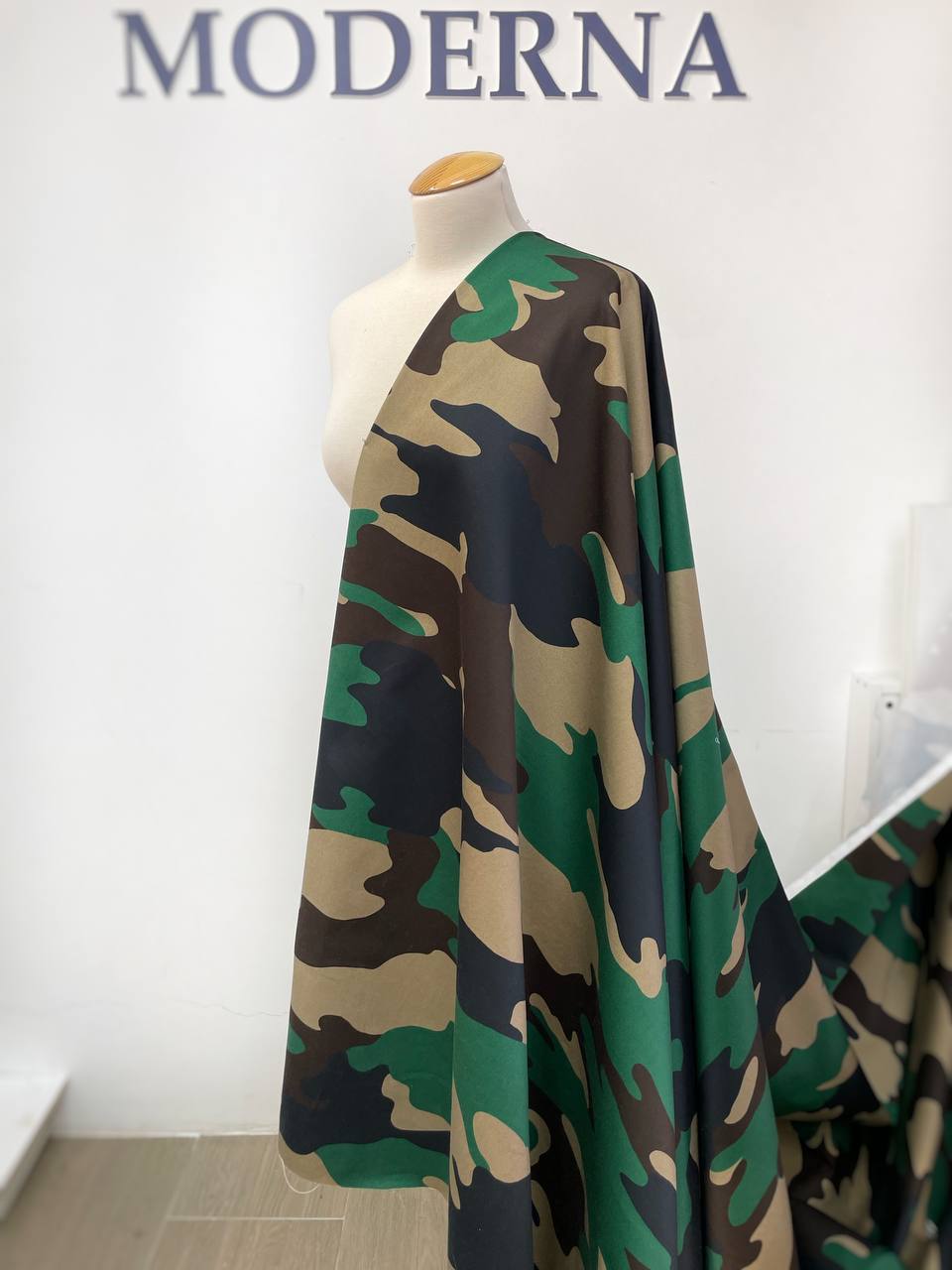 Тренчевая Valentino