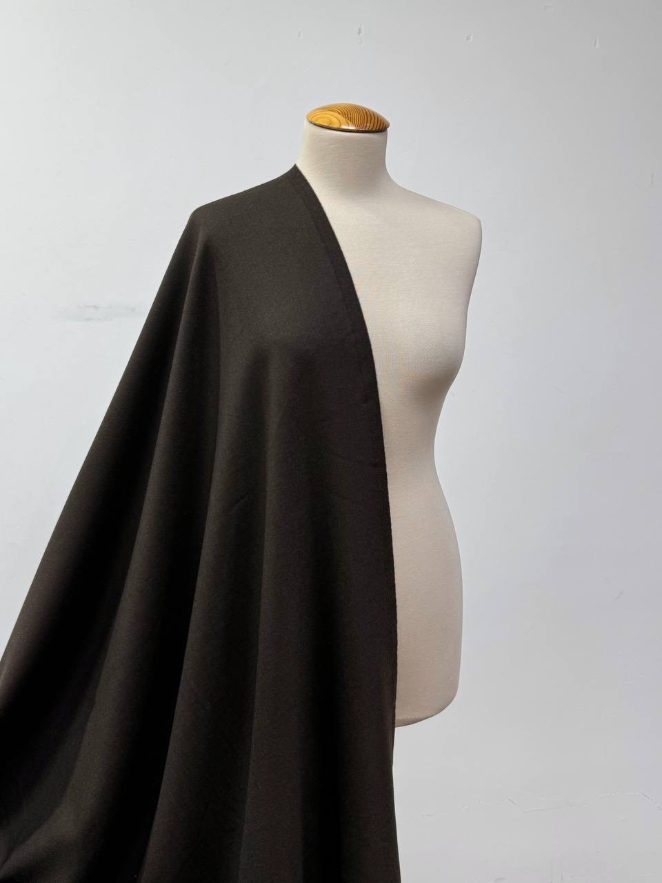 Костюмная Loro Piana