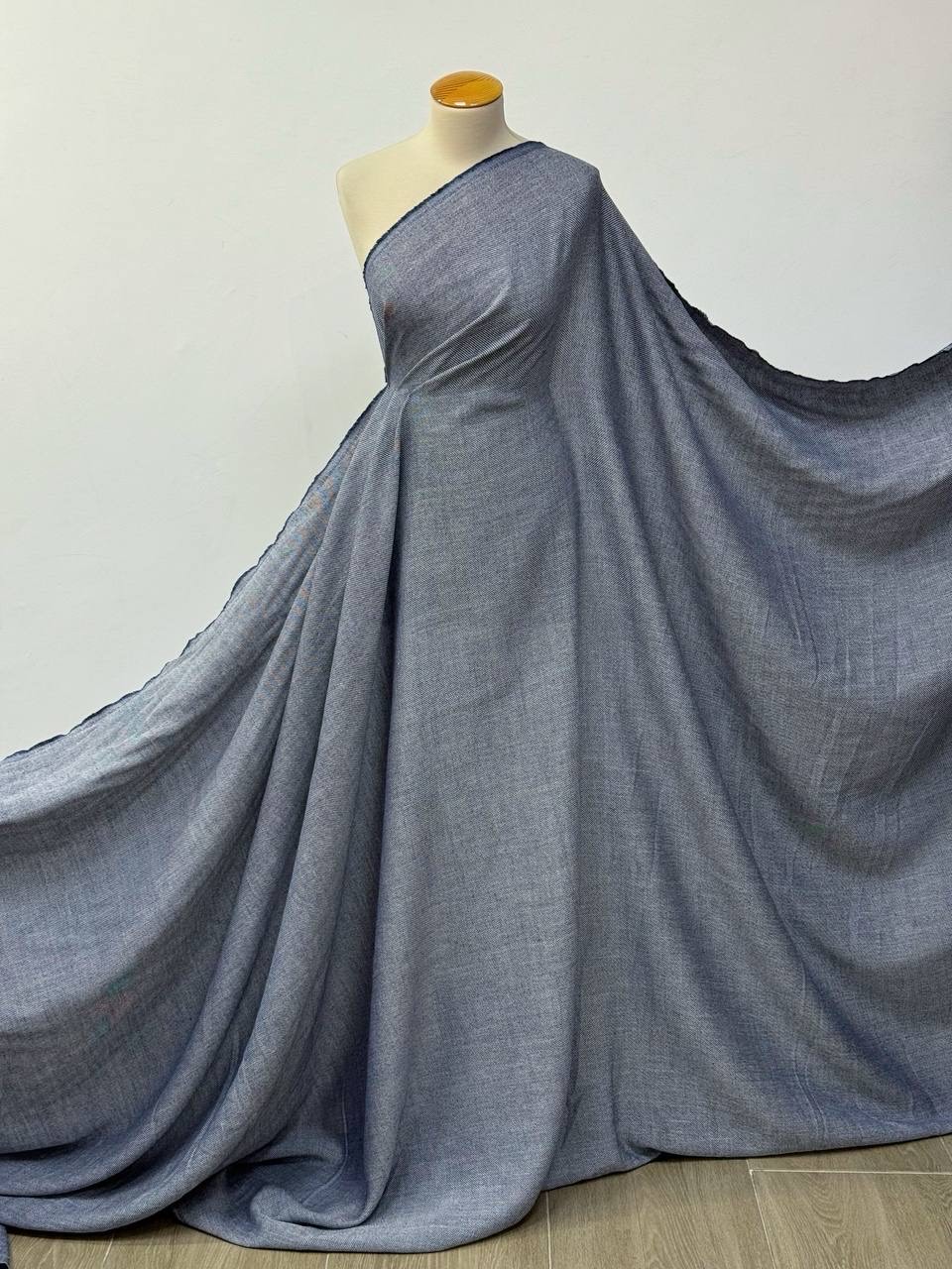 Костюмная Armani