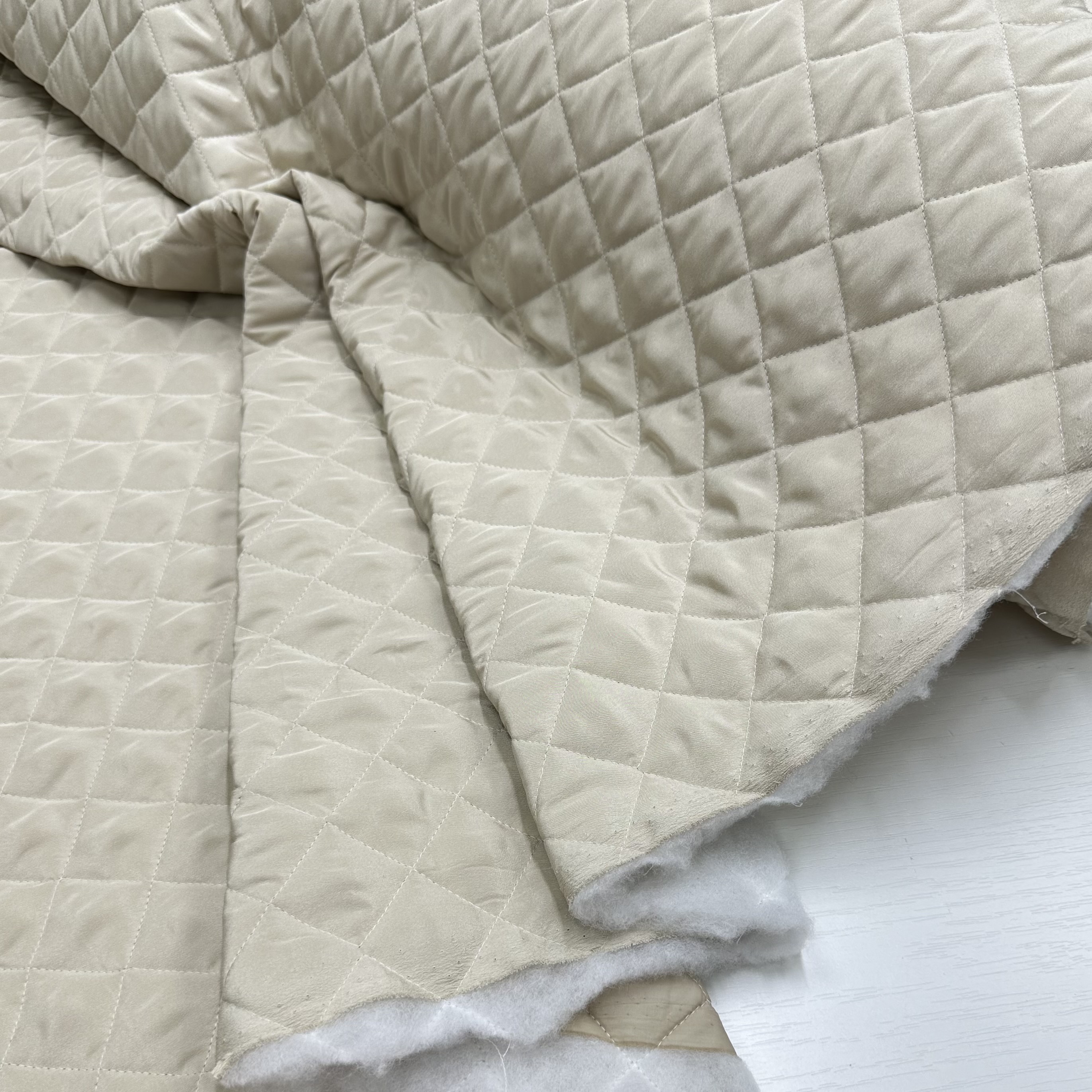 Стёганая курточная