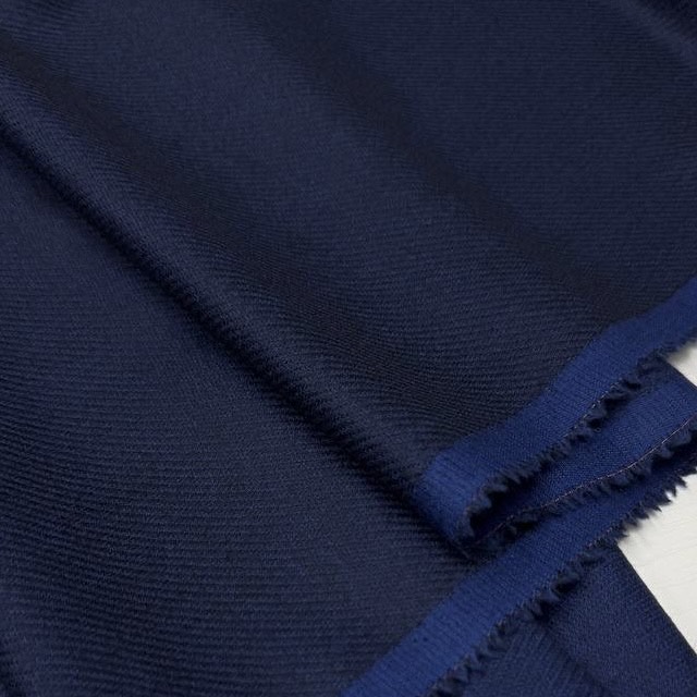 Костюмно-плательная Piacenza