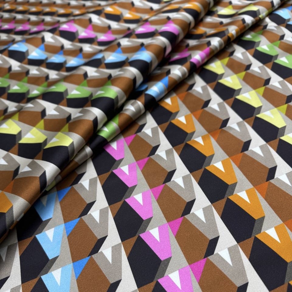 Костюмная Валентино