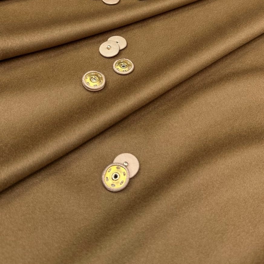 Пальтовая Loro Piana