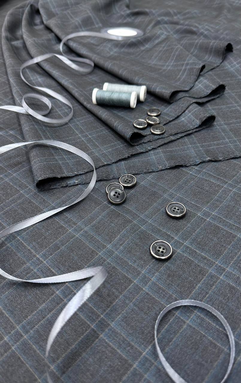 Костюмная Armani