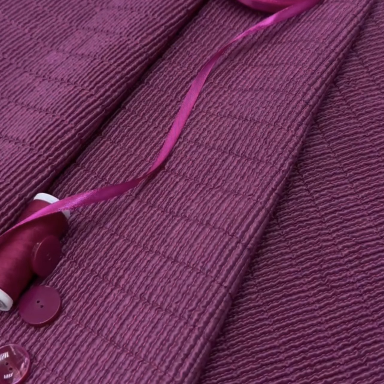 Стеганная, п\э 100%, ширина 125 см