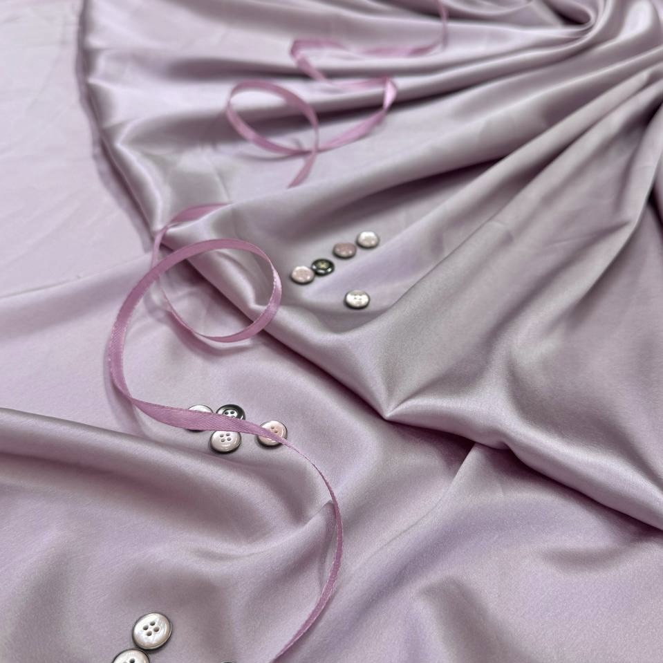 Плательная атласная, шелк 95% эластан 5%, ширина 135 см