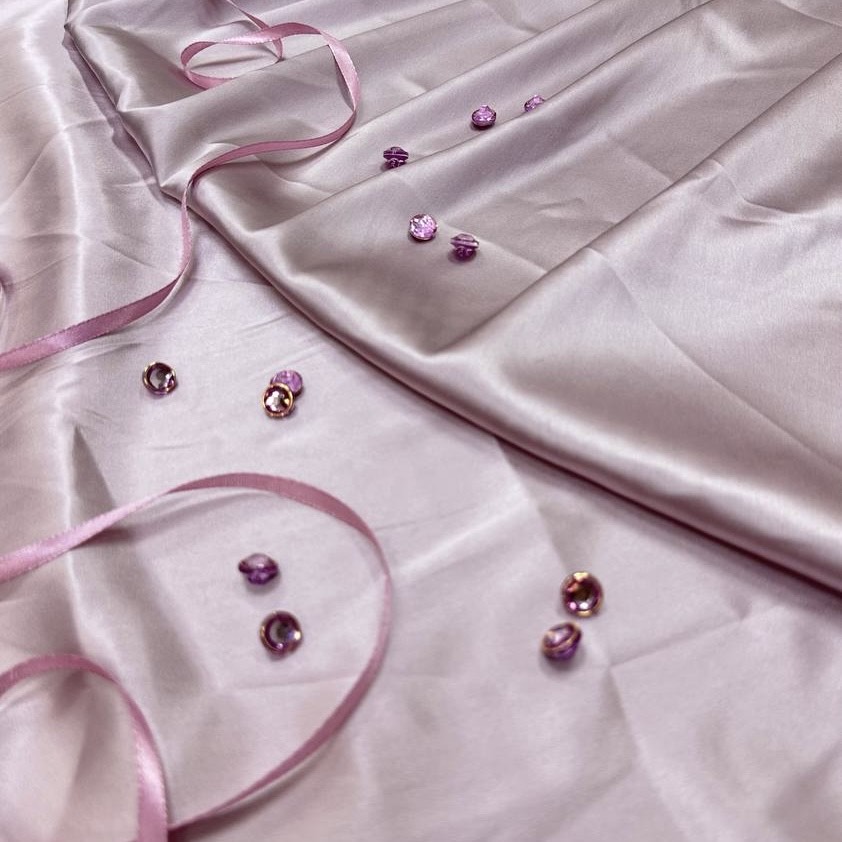 Плательная , шелк эластан , шир 135 см