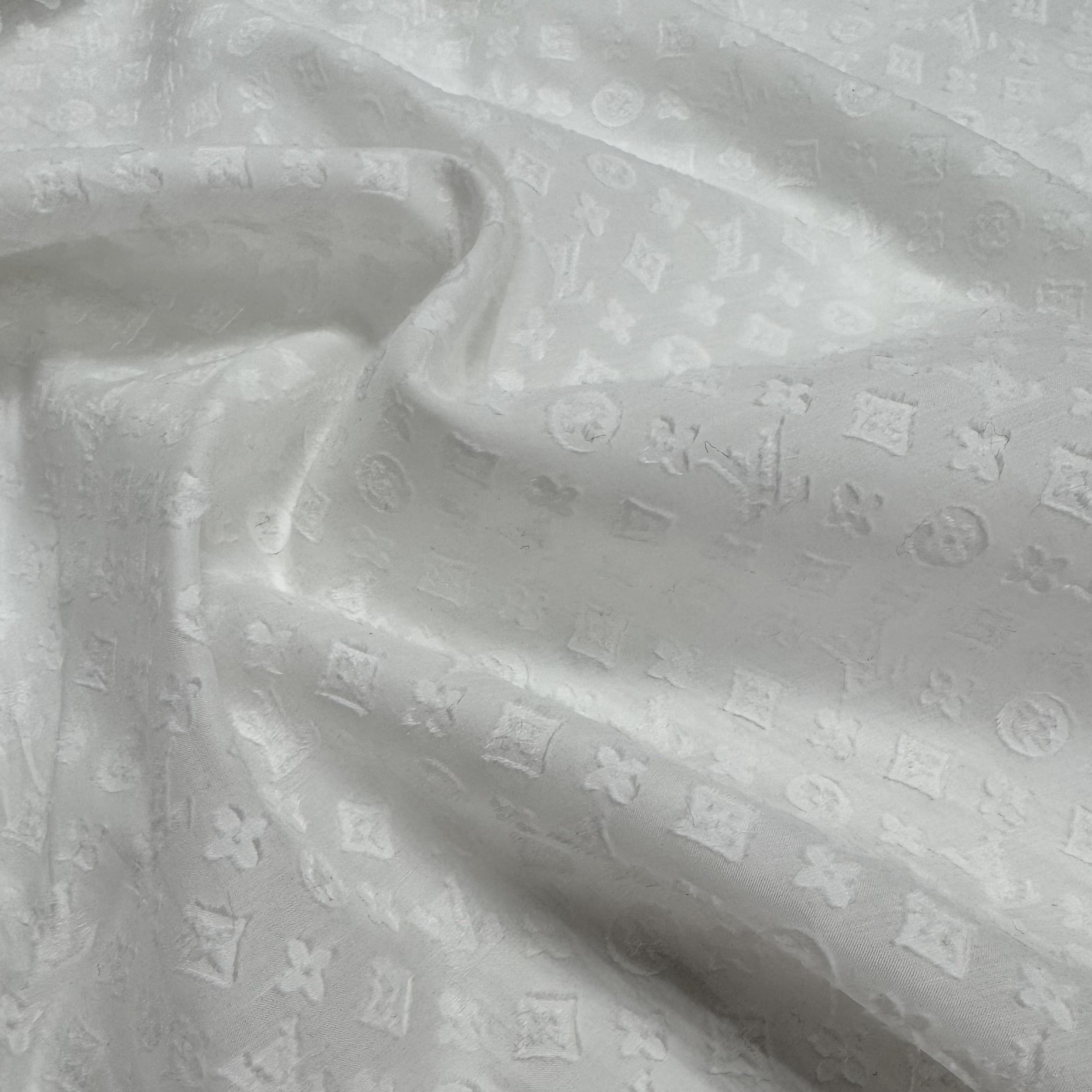 Плательный жаккард LV