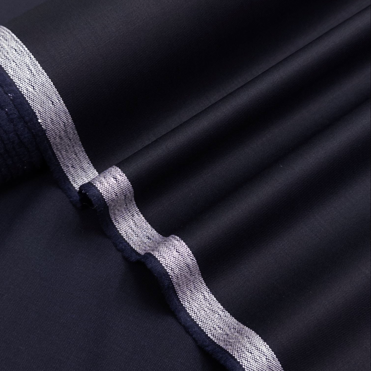 Костюмная ткань