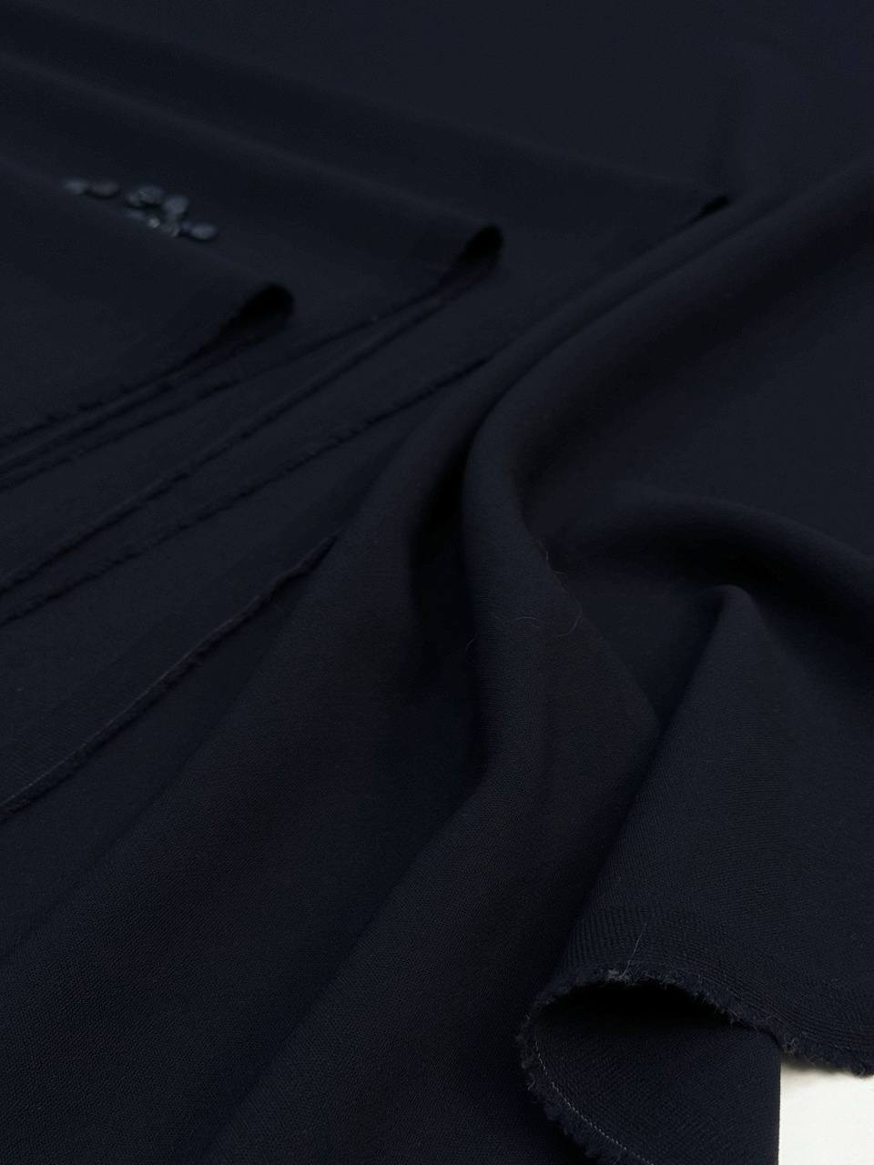 Костюмная Armani
